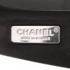 Pochette Chanel Pearl en métal argenté miroir - Detail D2 thumbnail