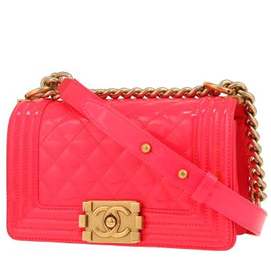 Sac bandoulière Chanel  Boy petit modèle  en cuir verni rose