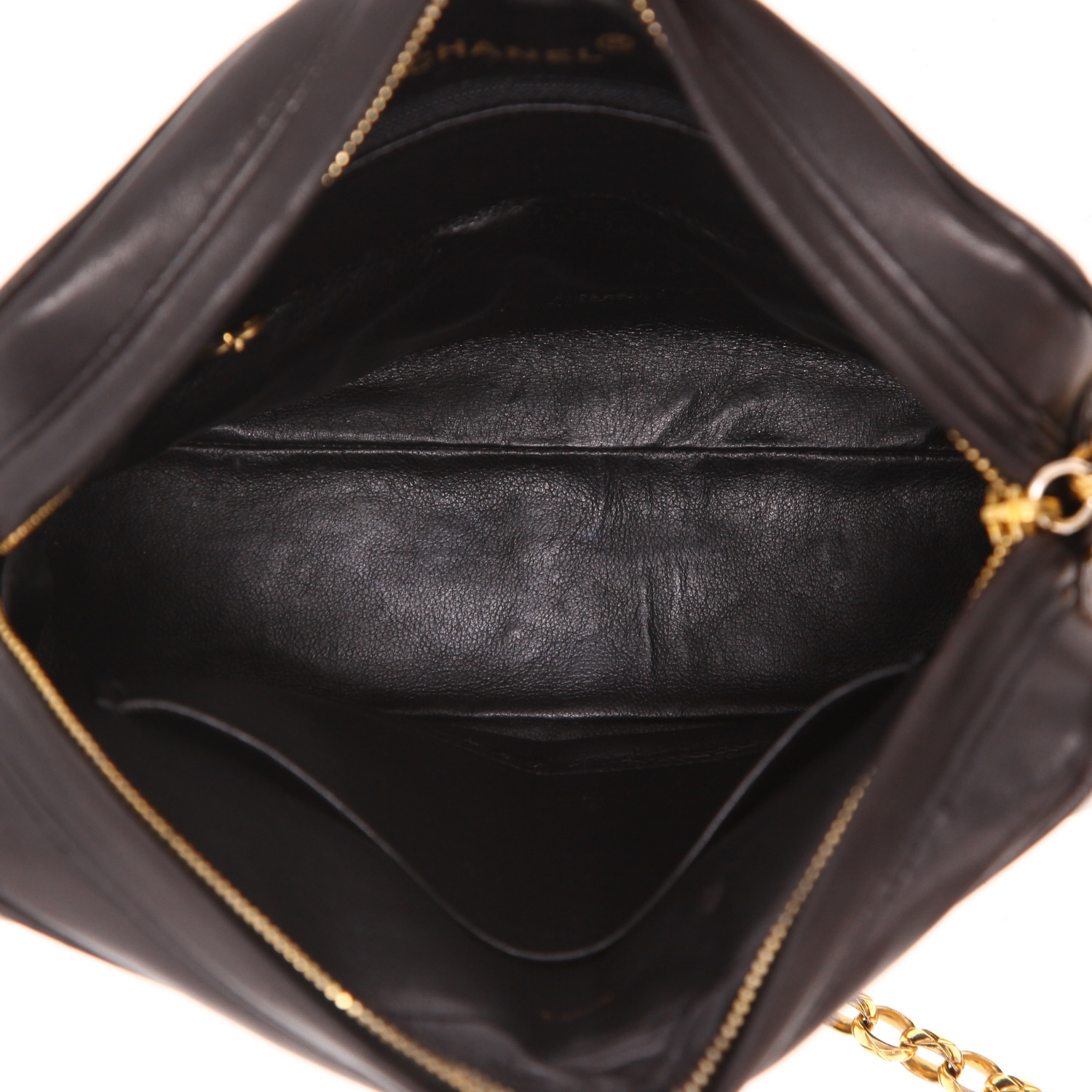 Chanel   shoulder bag  in black quilted leather - Detail D3