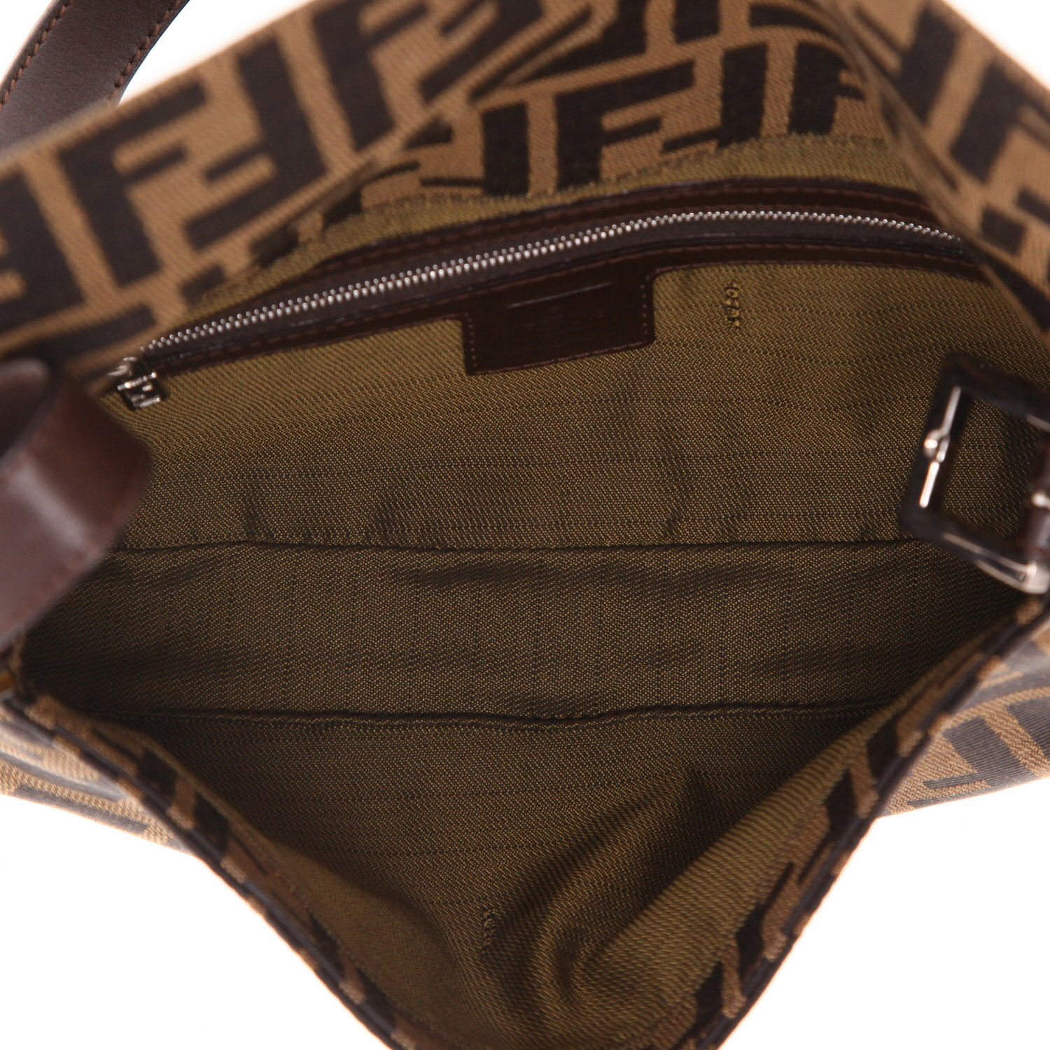 Bolso de mano Fendi  Baguette en lona monogram marrón y cuero marrón - Detail D3