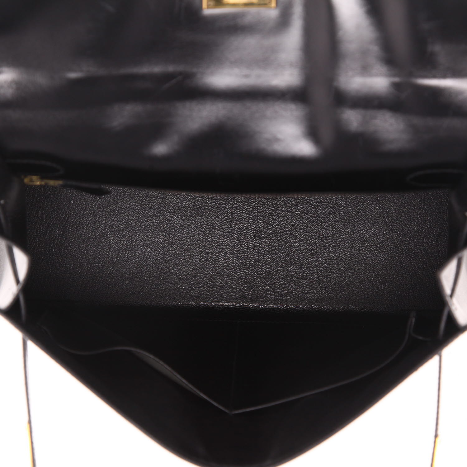 Hermès  Kelly 32 cm handbag  in black box leather - Detail D3