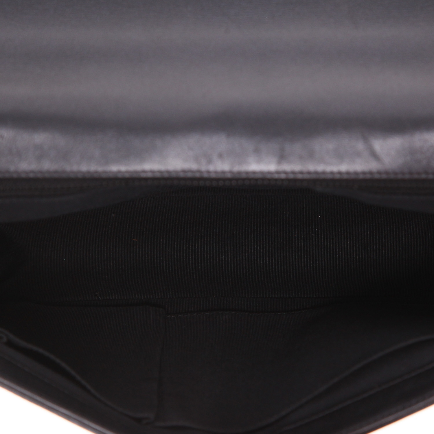 Sac bandoulière Chanel  Boy grand modèle  en cuir matelassé noir - Detail D3