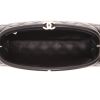 Pochette Chanel  Mademoiselle en cuir matelassé noir - Detail D3 thumbnail