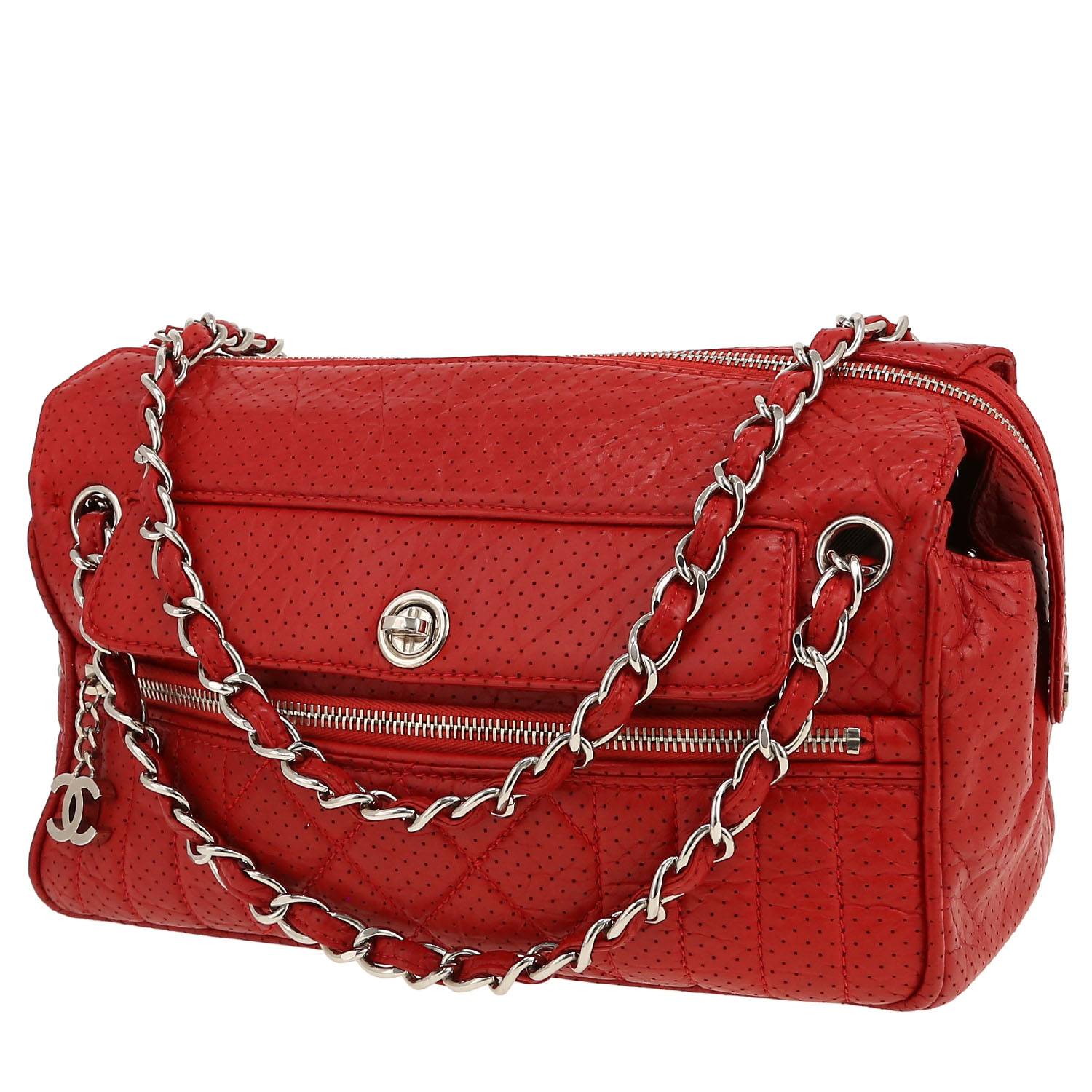 Chanel   handbag  in red leather