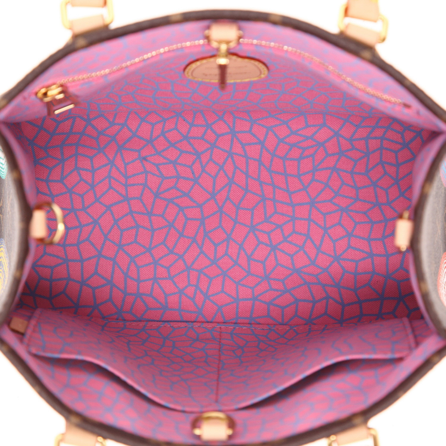 Louis Vuitton Yayoi Kusama Onthego handbag  in brown monogram canvas - Detail D3