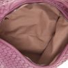 Sac à main Bottega Veneta  Veneta en cuir intrecciato rose - Detail D3 thumbnail