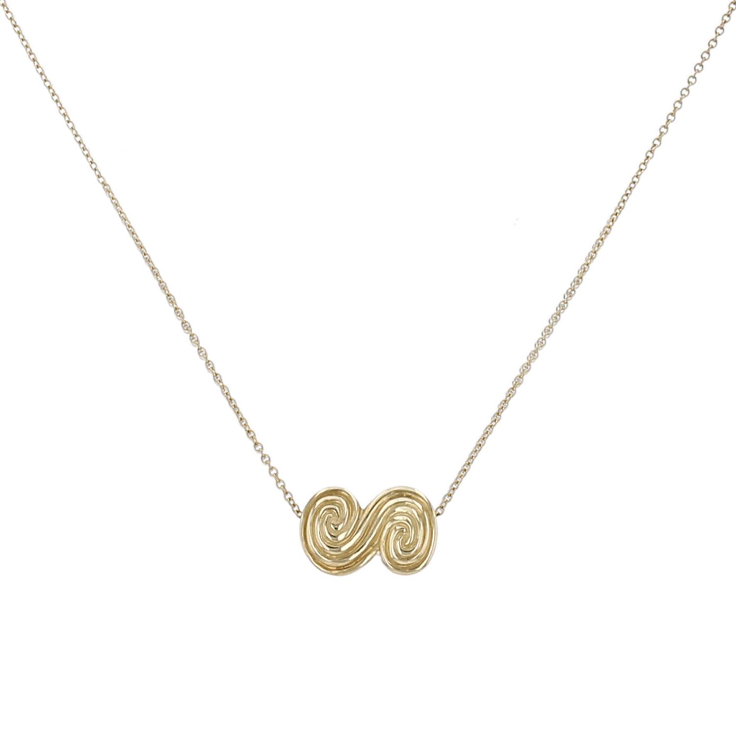 Tiffany 
Co  necklace in yellow gold