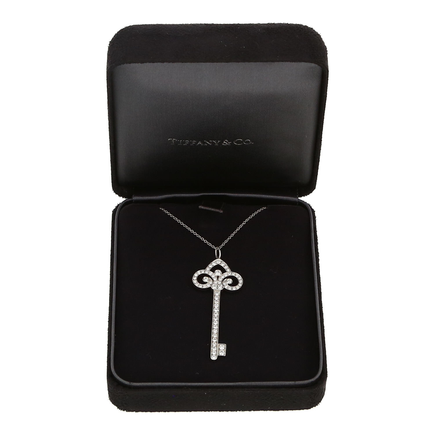 Collier Tiffany 
Co Clé Fleur de Lys grand modèle en platine et diamants - Detail D2