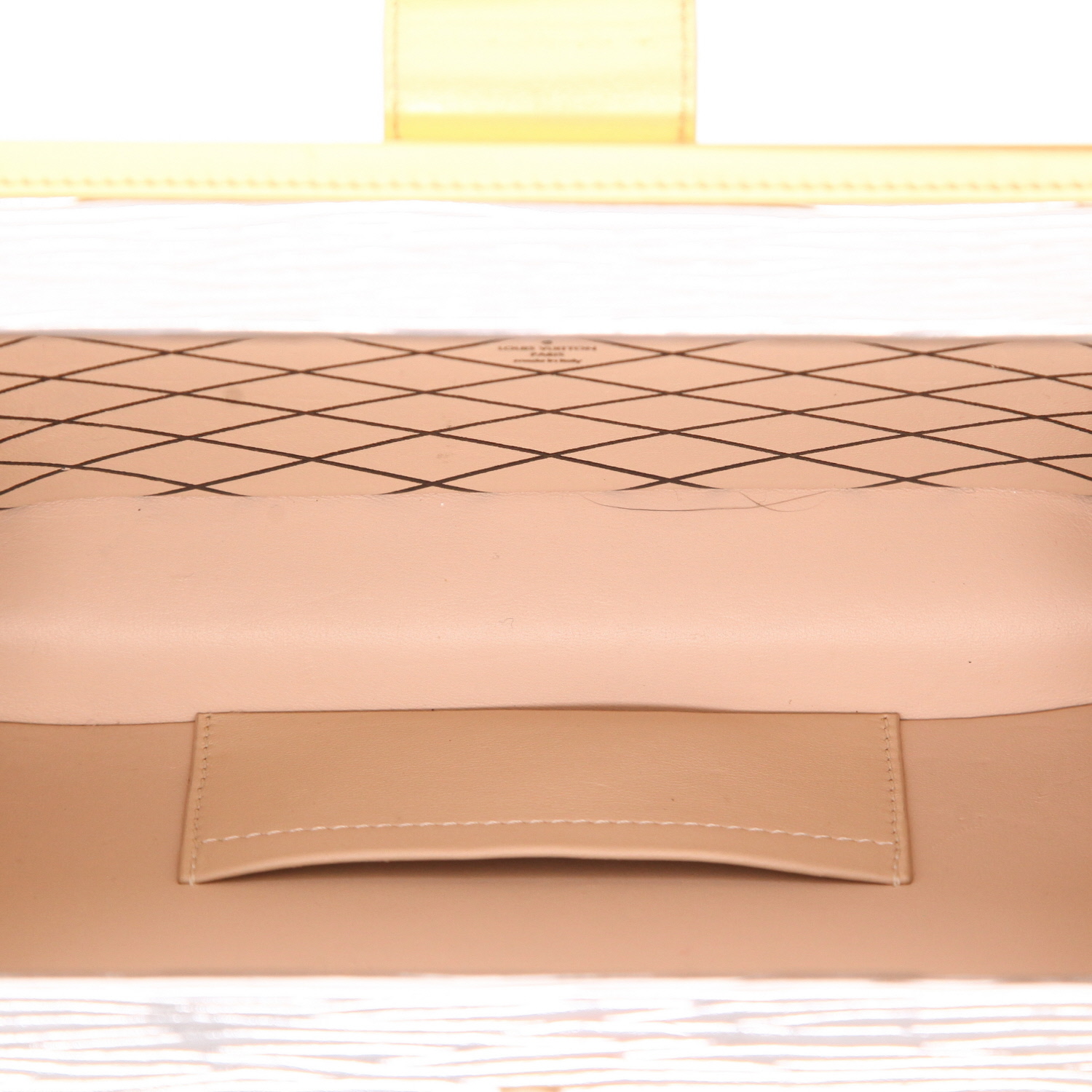 Louis Vuitton Petite Malle shoulder bag in silver epi leather and gold leather - Detail D3