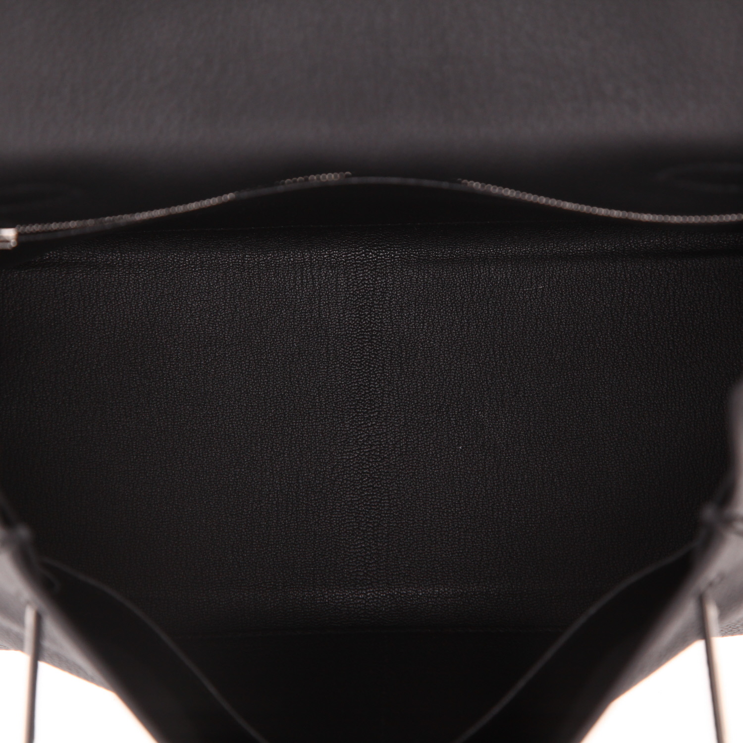 Sac à main Hermès  Kelly 28 cm en cuir togo noir - Detail D3