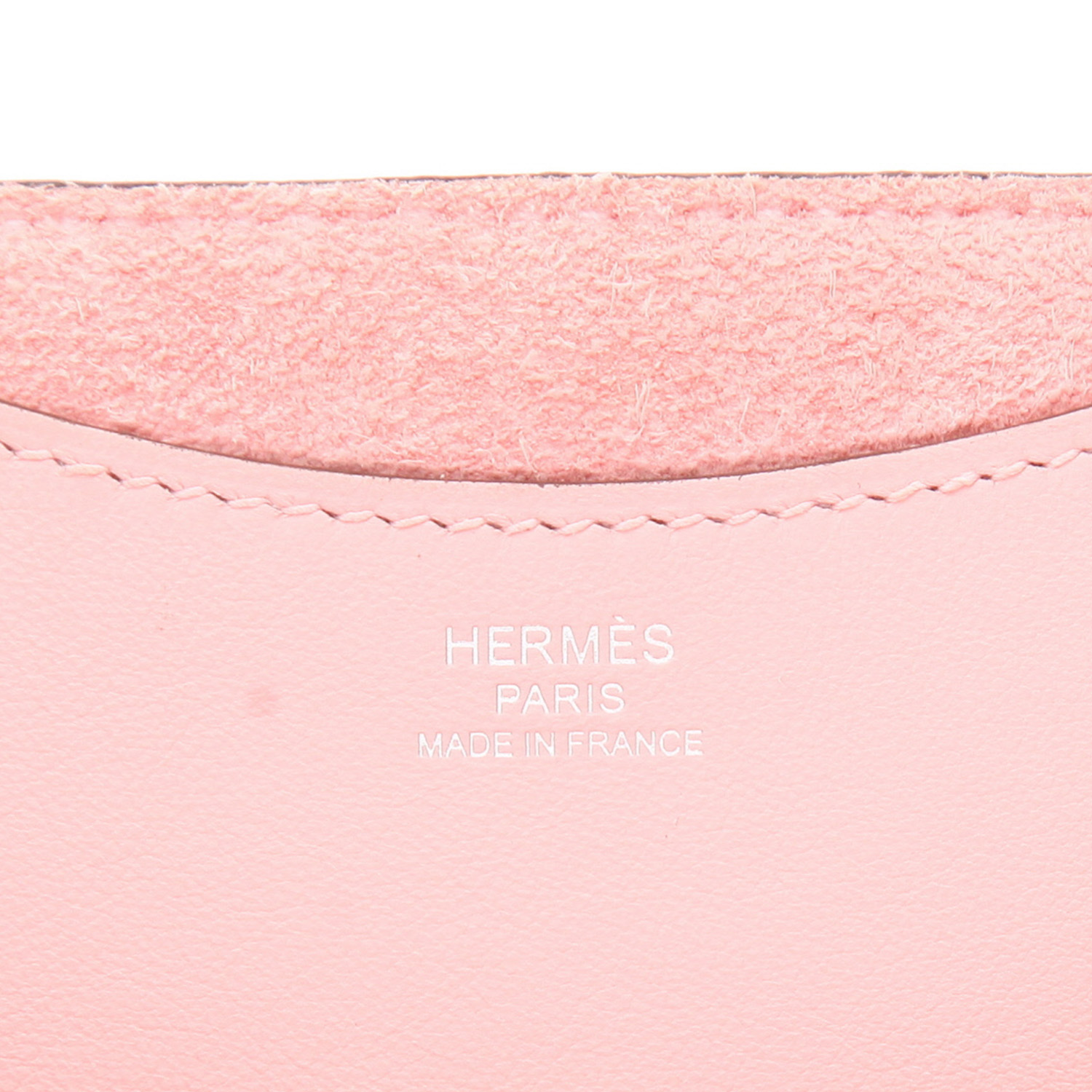 Bolso de mano Hermès In-The-Loop en cuero taurillon clémence Rose Sakura - Detail D2
