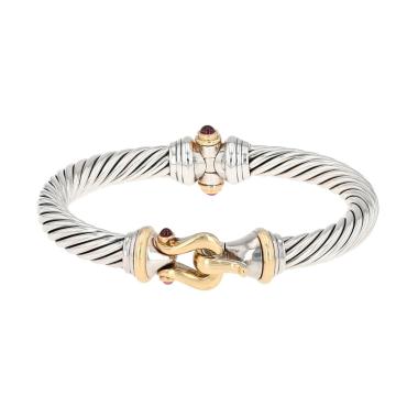 Bracciale David Yurman Cable Buckle in oro giallo, argento e granato