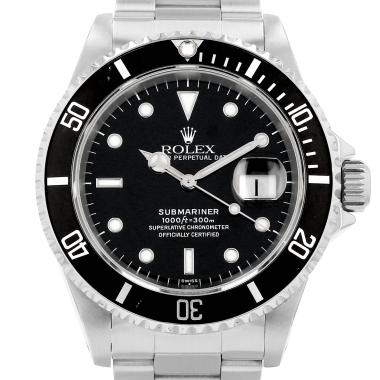 Rolex Submariner Date  in stainless steel Ref: Rolex - 16610  Circa 1998