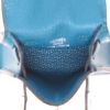 Sac Hermès  Kelly Twilly bag charm en cuir Mysore bleu et soie multicolore - Detail D3 thumbnail
