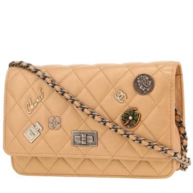 Chanel  2.55 - Wallet on Chain shoulder bag  in beige quilted leather