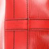 Sac à main Louis Vuitton  Noé en cuir épi rouge - Detail D2 thumbnail