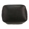 Sac cabas Louis Vuitton  Noé petit modèle  en cuir épi noir - Detail D1 thumbnail