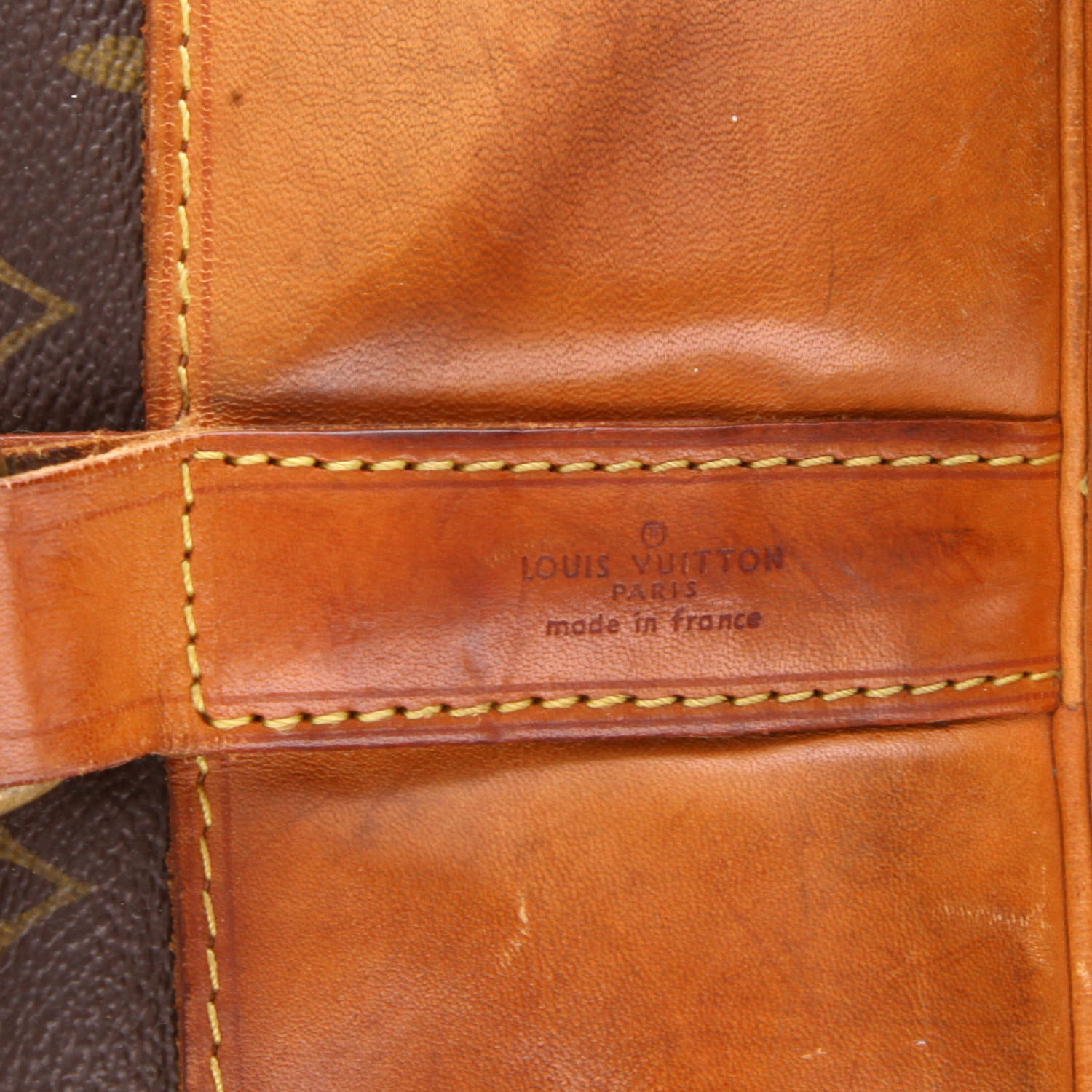 Sac à dos Louis Vuitton Randonnée en toile monogram marron et cuir naturel - Detail D2
