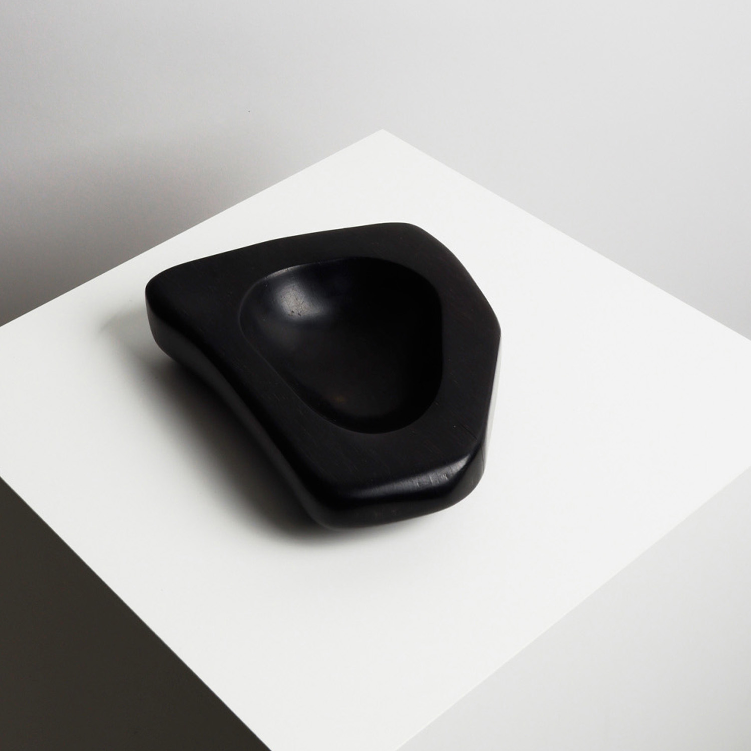 Vide-poche - le modèle crée vers 1950 Vide-poche - le modèle crée vers 1950