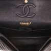 Sac à main Chanel  Timeless Classic en cuir matelassé chevrons noir - Detail D3 thumbnail
