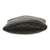Sac bandoulière Chanel   en cuir matelassé noir - Detail D1 thumbnail