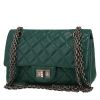Chanel  2.55 handbag  in green quilted leather - 00pp thumbnail