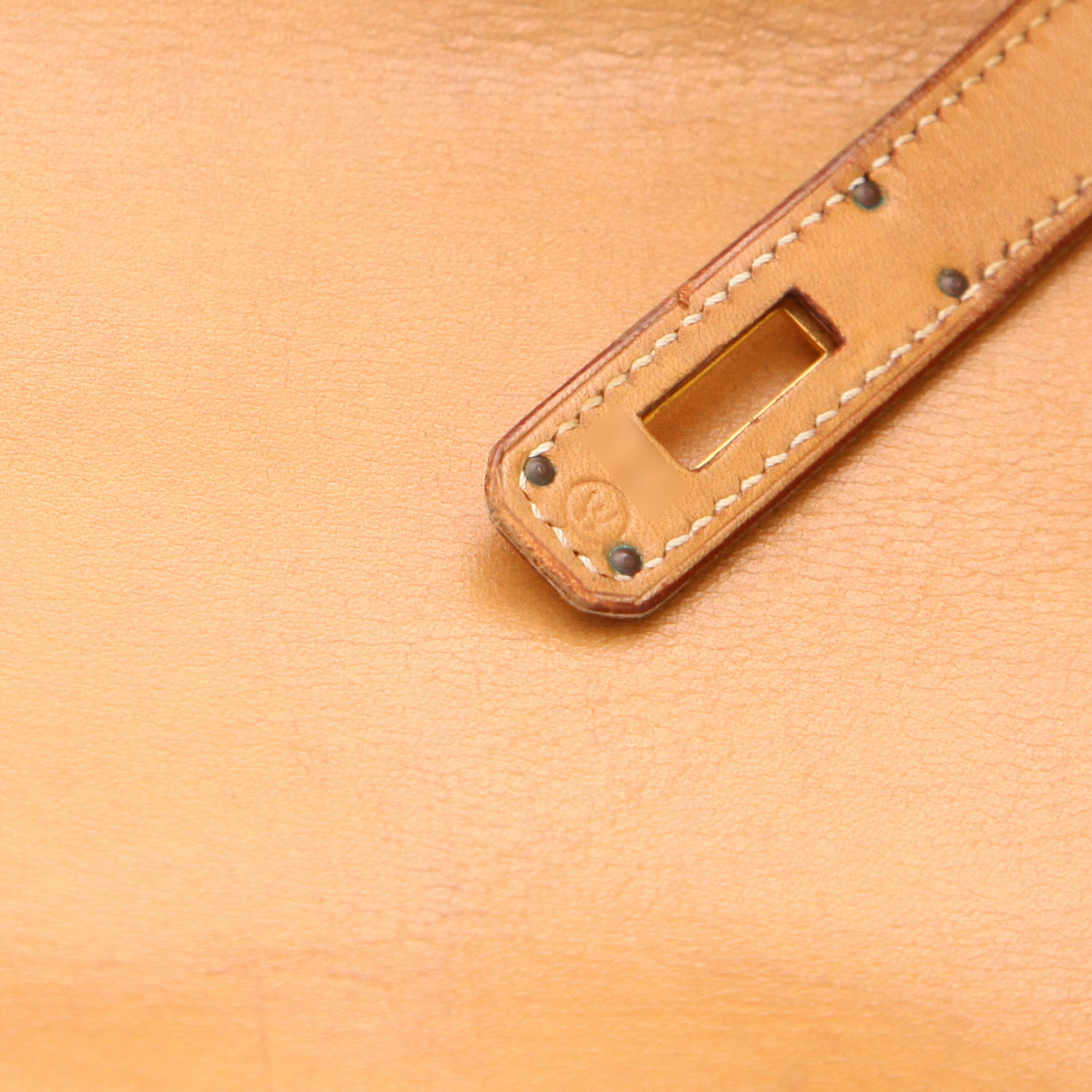 Bolso de mano Hermès  Birkin 40 cm en cuero natural - Detail D4