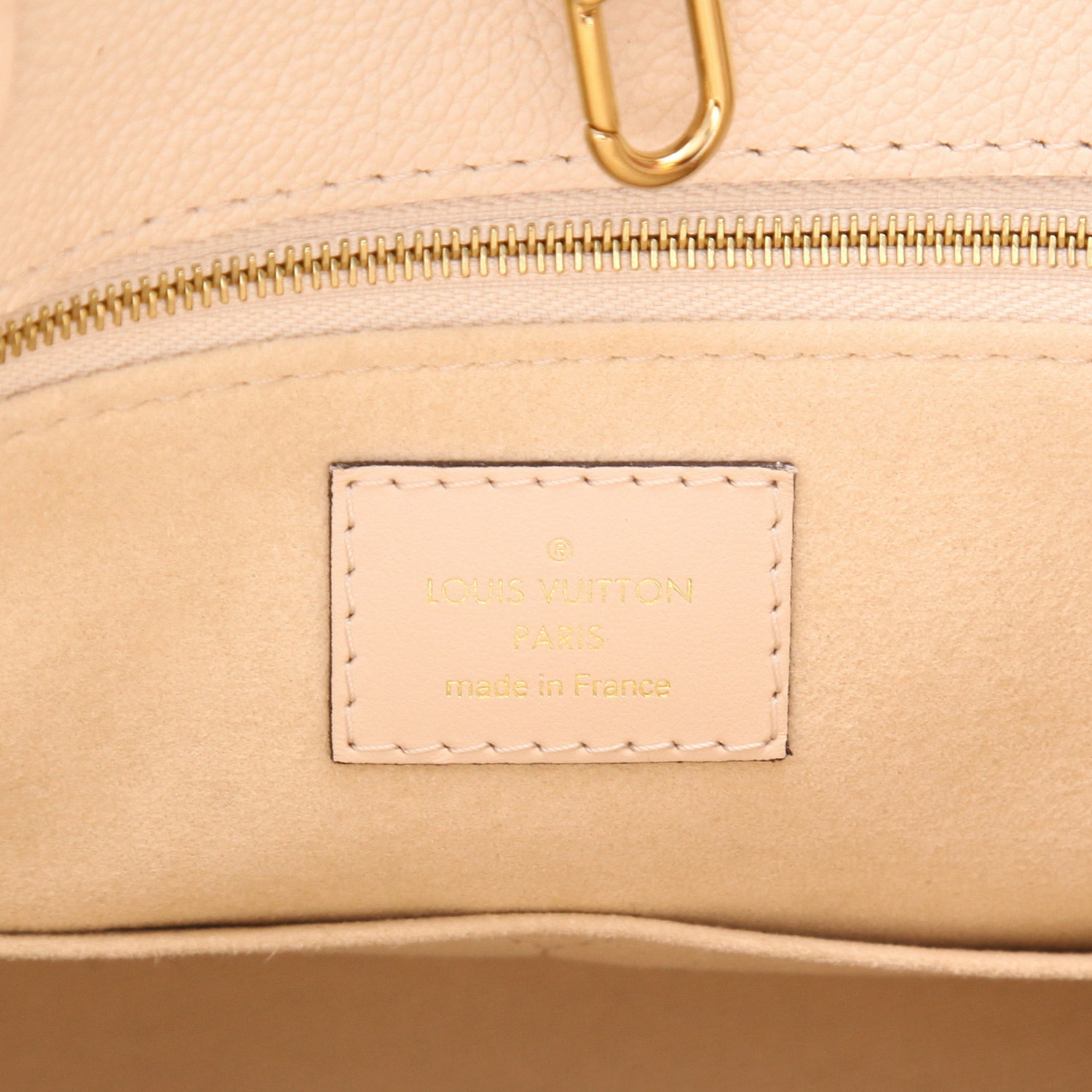 Sac cabas Louis Vuitton  Onthego en cuir monogram empreinte crème - Detail D2