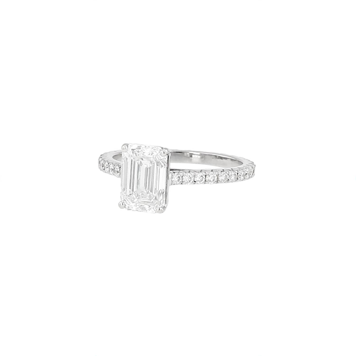 Sortija Vintage  de oro blanco y diamantes - 00pp