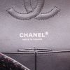 Borsa Chanel  Timeless Classic in tweed blu marino e bordeaux - Detail D2 thumbnail