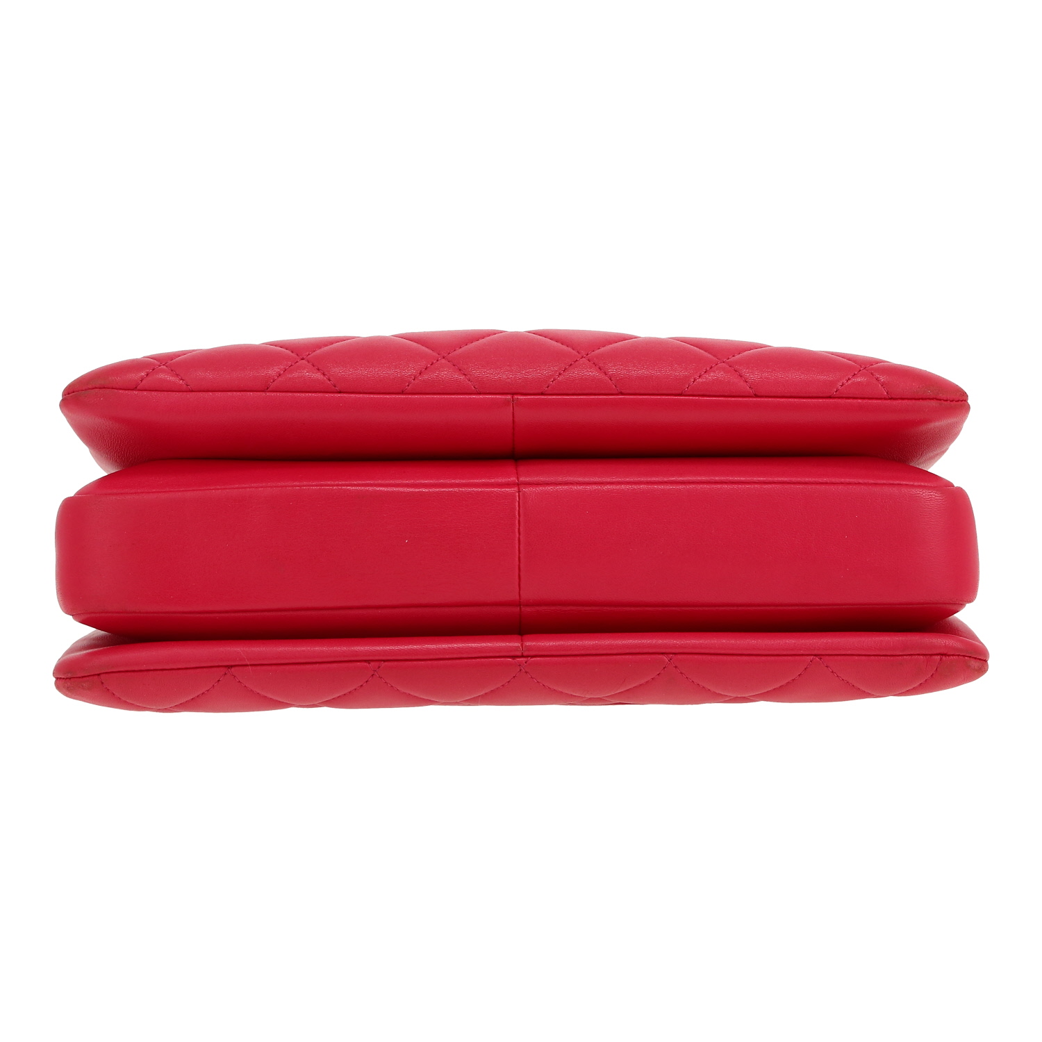 Chanel  Trendy CC shoulder bag  in pink quilted leather - Detail D1