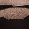 Louis Vuitton  Capucines BB shoulder bag  in beige leather taurillon clémence - Detail D2 thumbnail