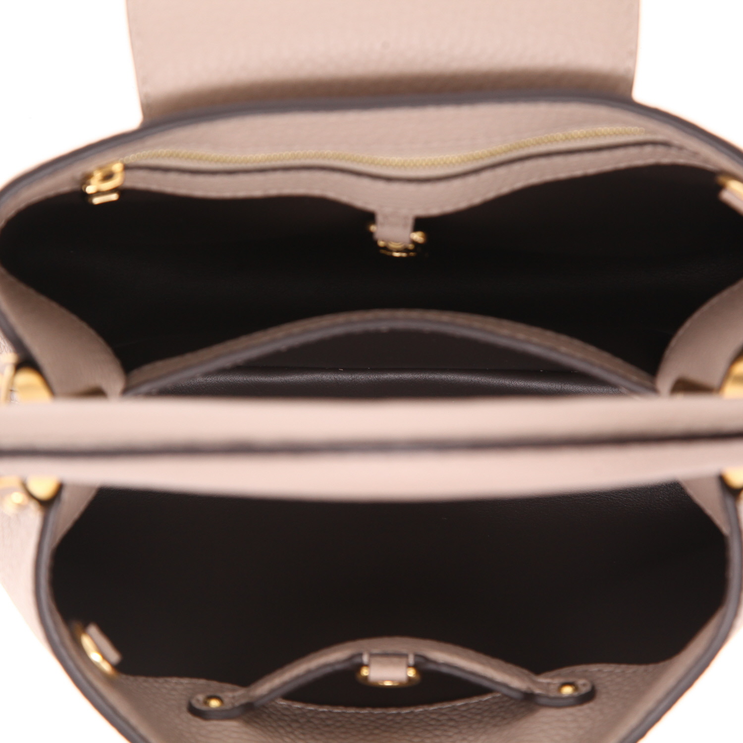 Louis Vuitton  Capucines BB shoulder bag  in beige leather taurillon clémence - Detail D3