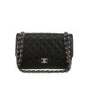 Sac bandoulière Chanel  Timeless Jumbo en cuir grainé matelassé noir - 360 thumbnail