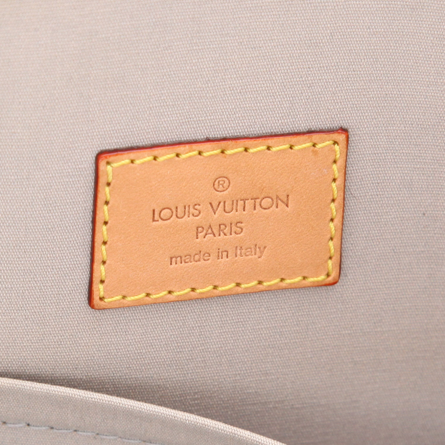 Bolso Cabás Louis Vuitton  Sac Plat Miroir en cuero Monogram plateado - Detail D2