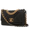 Sac bandoulière Chanel  19 en cuir matelassé noir - 00pp thumbnail