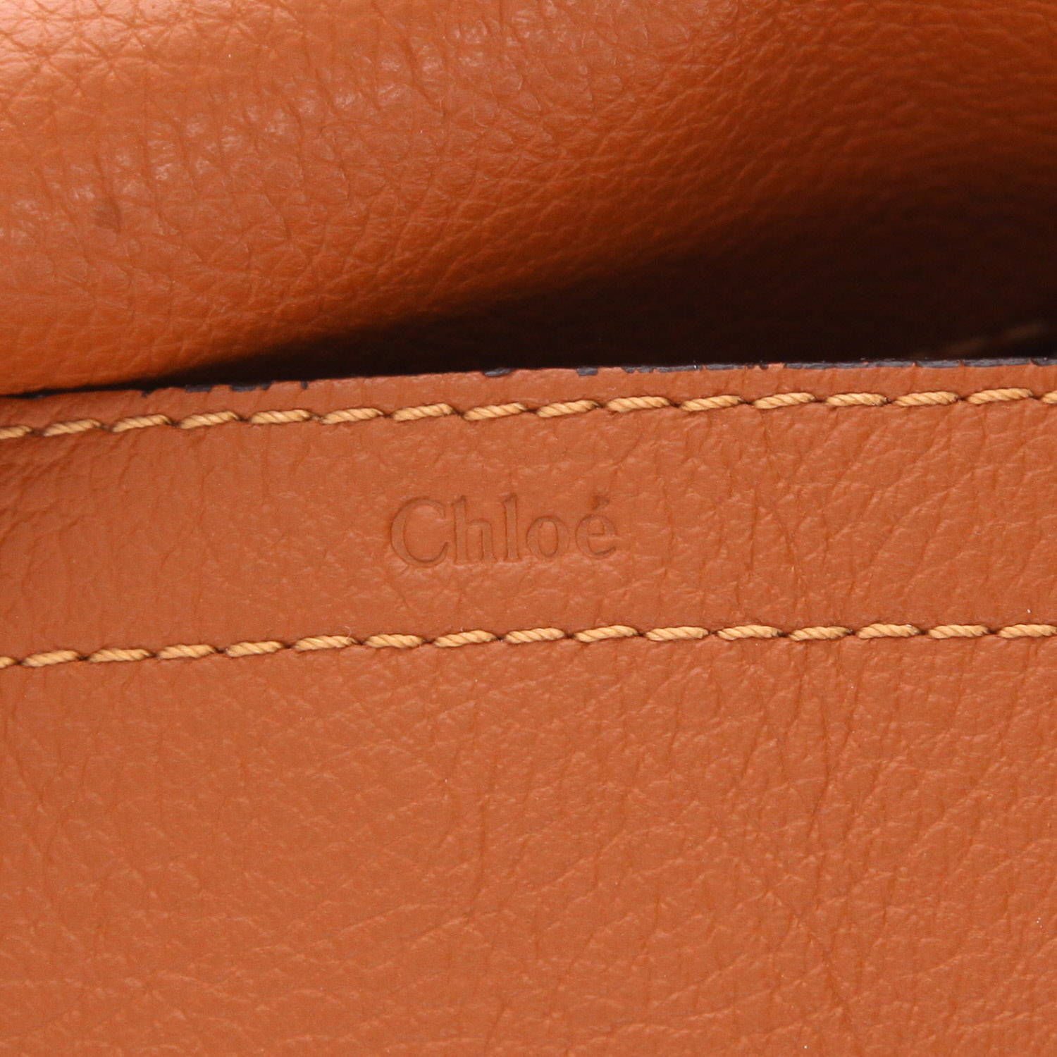 Bolso bandolera Chloé  Marcie en cuero granulado marrón - Detail D2
