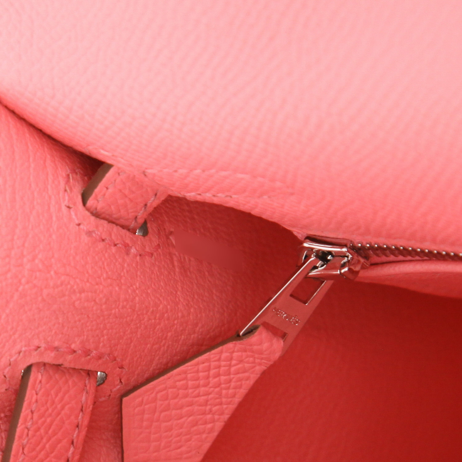 Sac à main Hermès  Kelly 25 cm en cuir epsom Rose Confetti - Detail D4