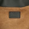 Loewe  Flamenco clutch large model  shoulder bag  in green leather - Detail D2 thumbnail
