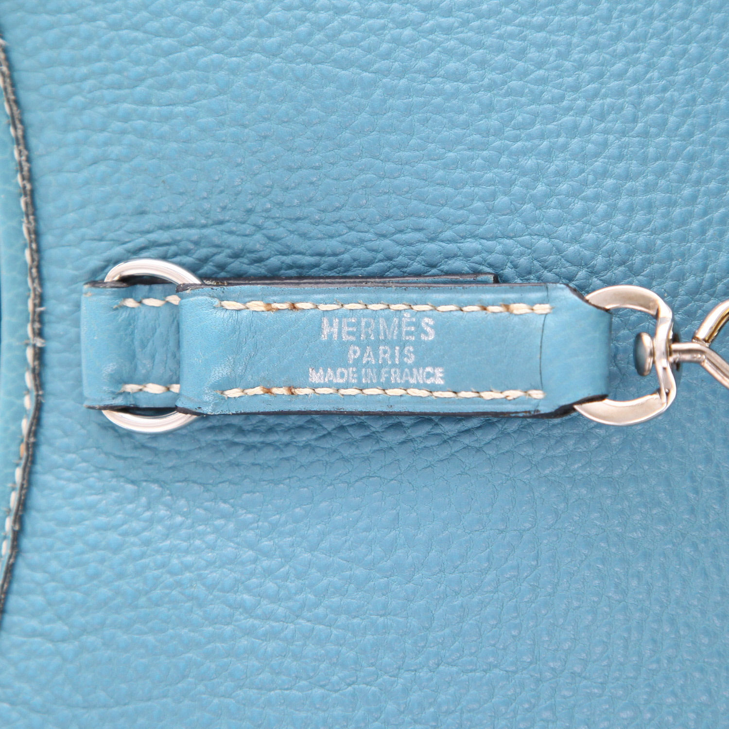 Borsa da spalla o a mano Hermès  Trim in pelle togo blu - Detail D2