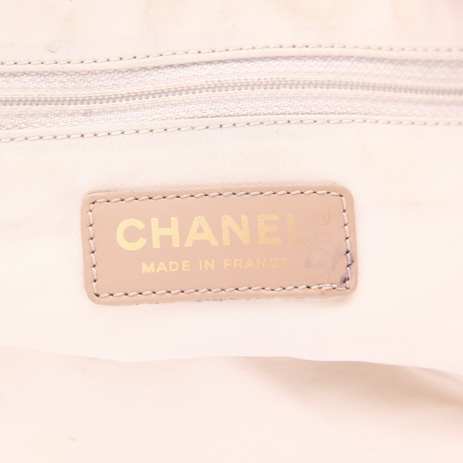 Borsa Chanel   in tela siglata beige - Detail D2