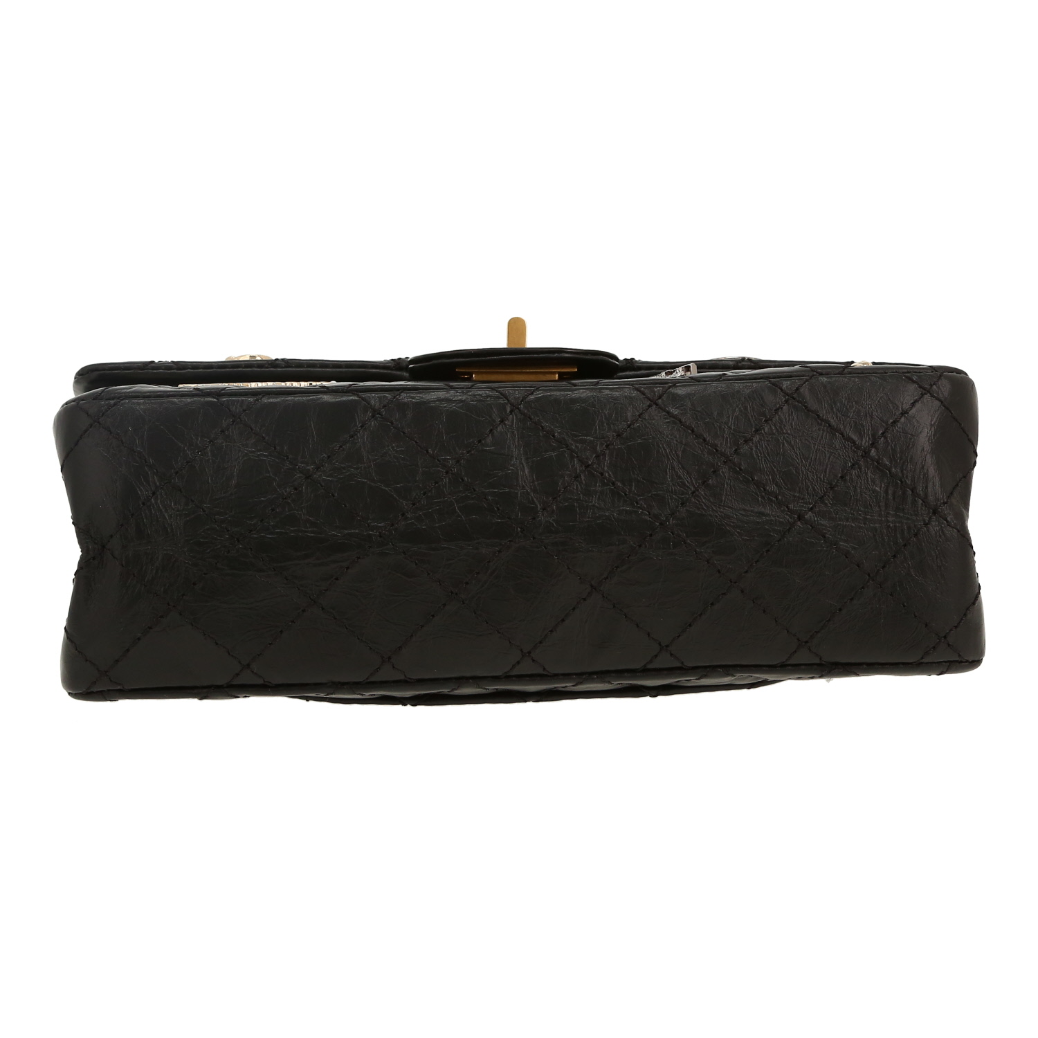 Chanel  2.55 shoulder bag  in black quilted leather - Detail D1