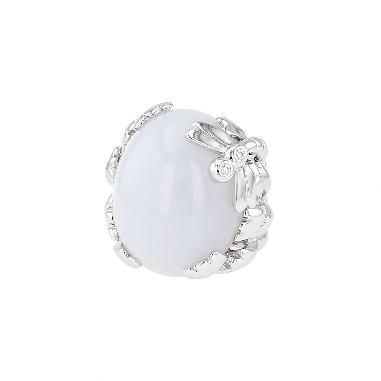 Dior Gourmande ring in white gold, chalcedony and diamonds
