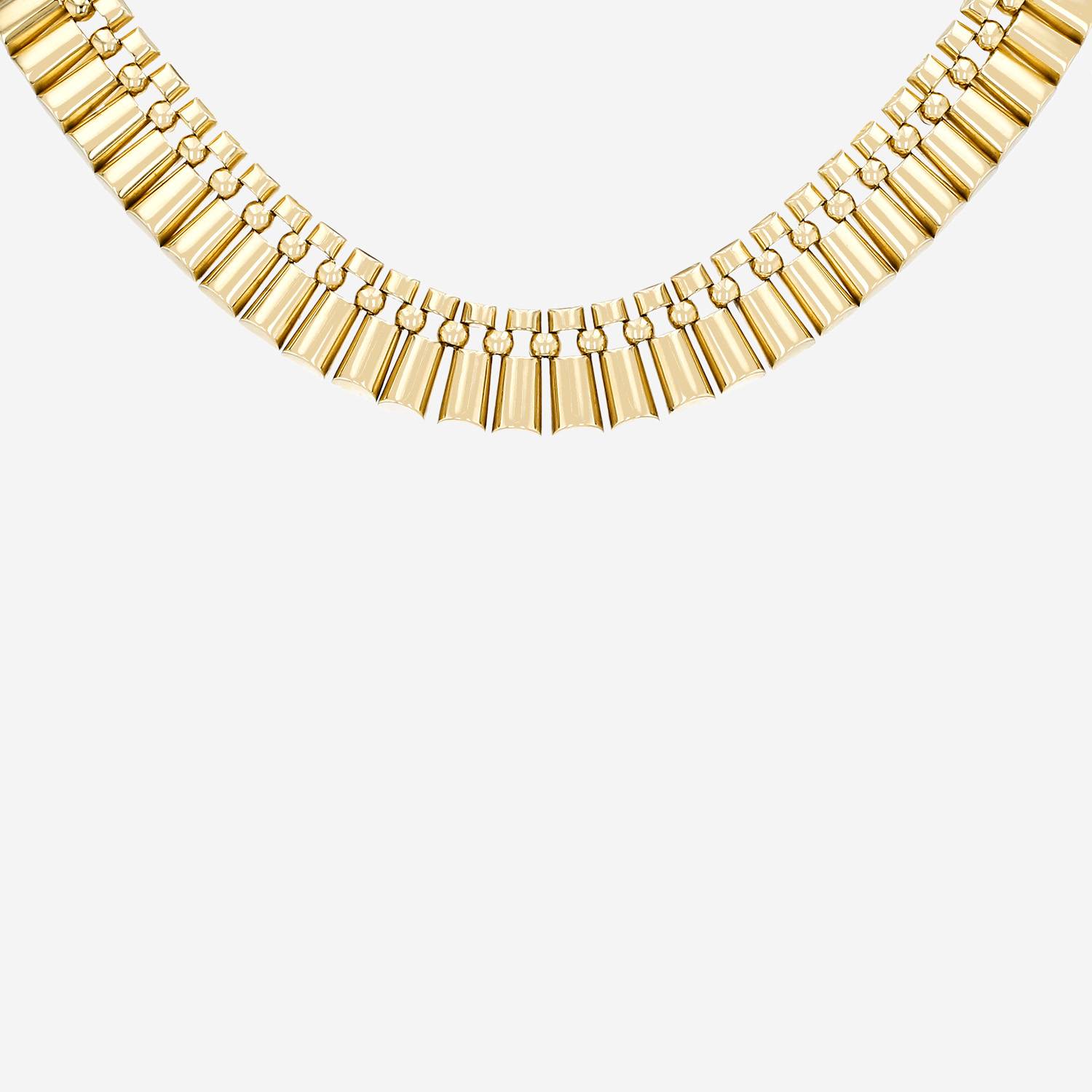 Vintage   1970's necklace in yellow gold