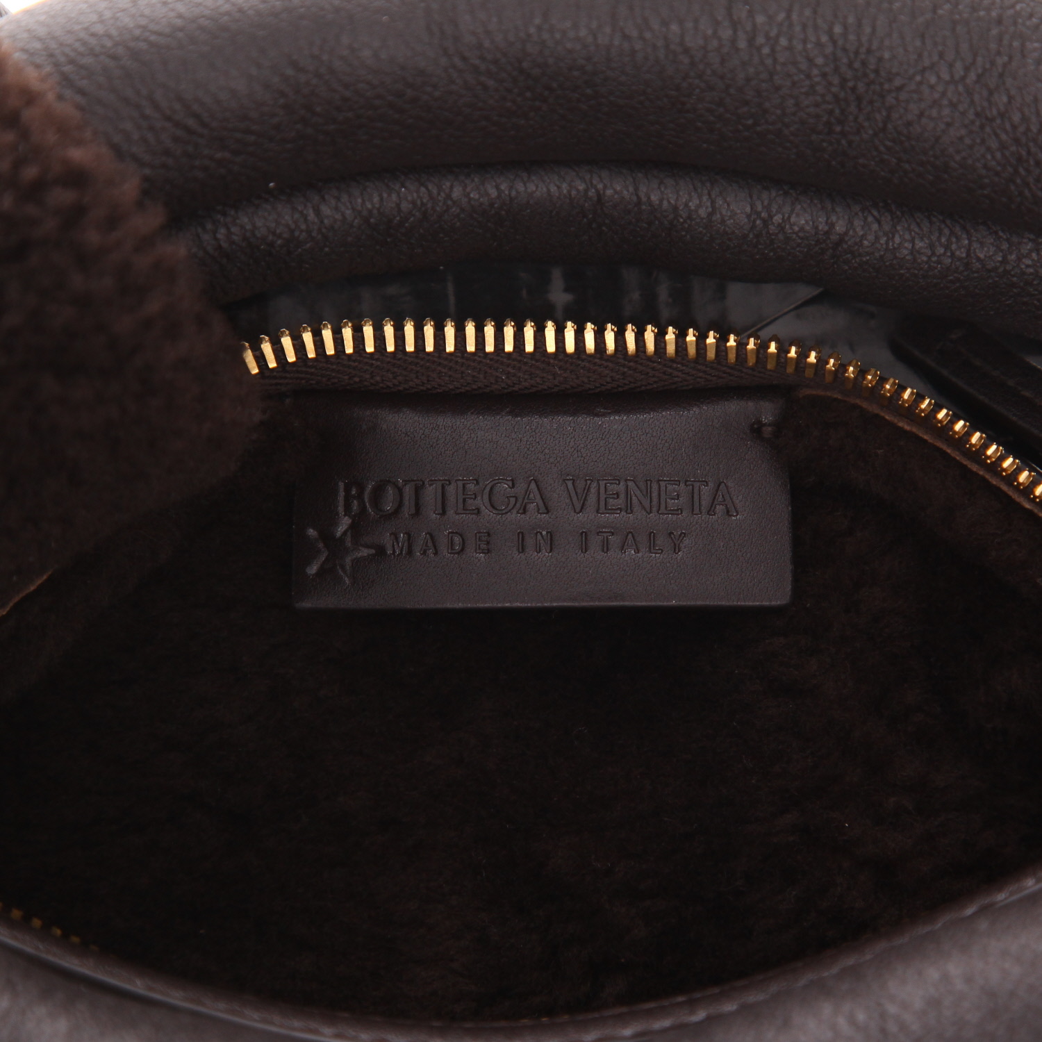Bottega Veneta  Jodie mini  handbag  in brown sheepskin - Detail D2