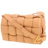 Sac bandoulière Bottega Veneta  Padded Cassette en cuir intrecciato beige - 00pp thumbnail