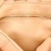 Sac bandoulière Bottega Veneta  Padded Cassette en cuir intrecciato beige - Detail D2 thumbnail