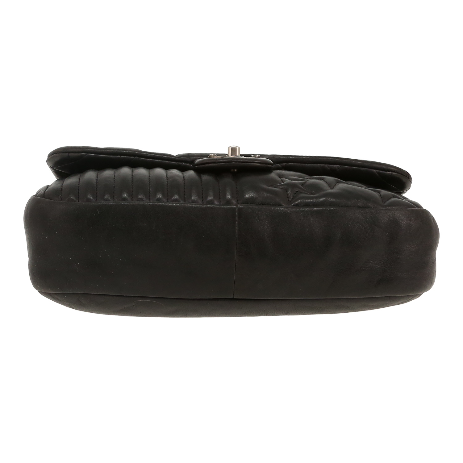 Sac bandoulière Chanel  Timeless Jumbo en cuir matelassé noir - Detail D1