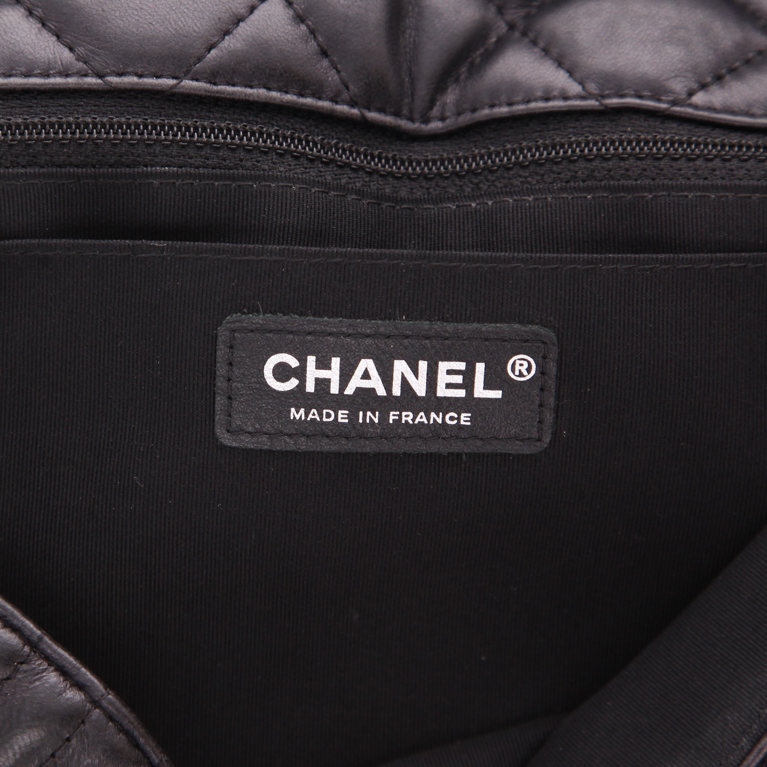 Borsa a tracolla Chanel  Timeless Jumbo in pelle trapuntata nera - Detail D2