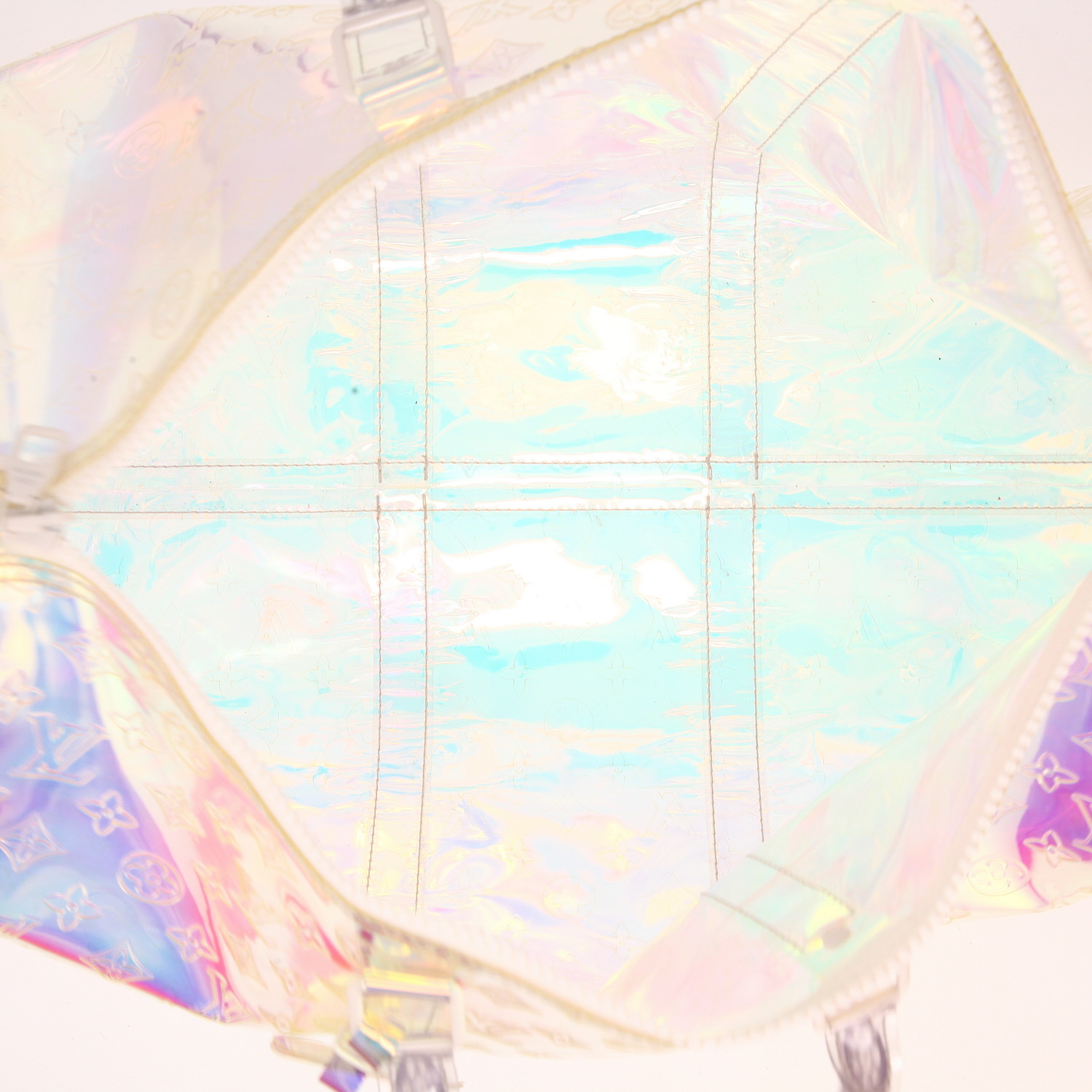 Louis Vuitton  Keepall 50 travel bag  in transparent shading  vinyl  and natural leather - Detail D3